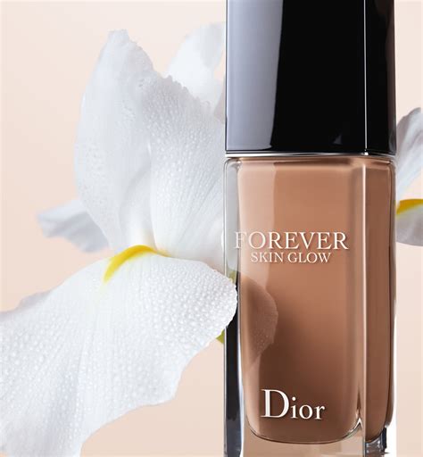 fond de teint dior skin glow|fond de teint dior backstage.